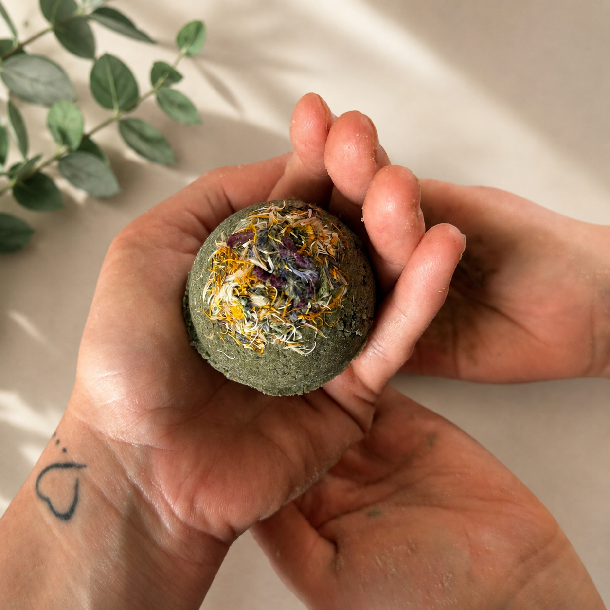 Jahreskreis Adventskalender 2026 | 24 Tage Selfcare & Rituale | Spiritueller Adventskalender | Für Frauen | Edelsteine | Kerzen | LIMITIERT